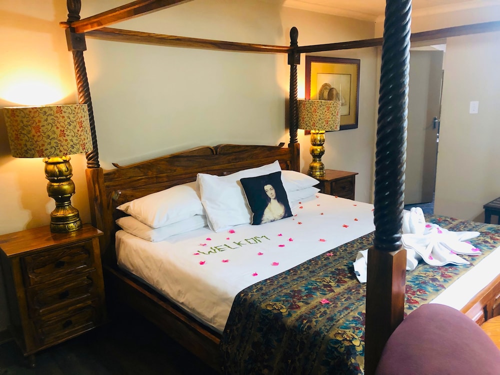 Executive Room - Photo 9