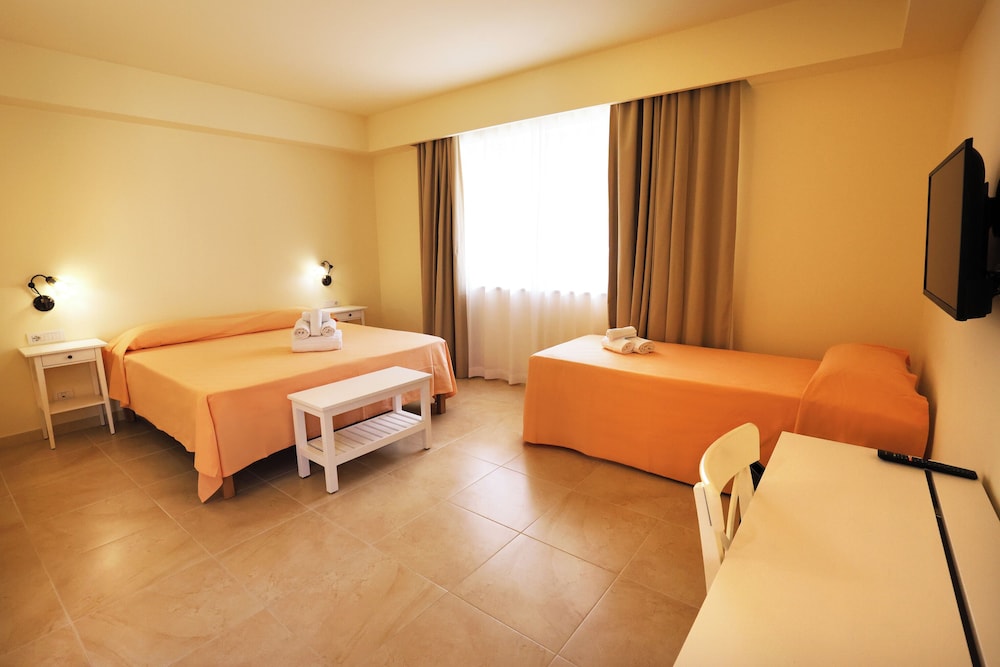 Comfort Triple Room - Photo 1