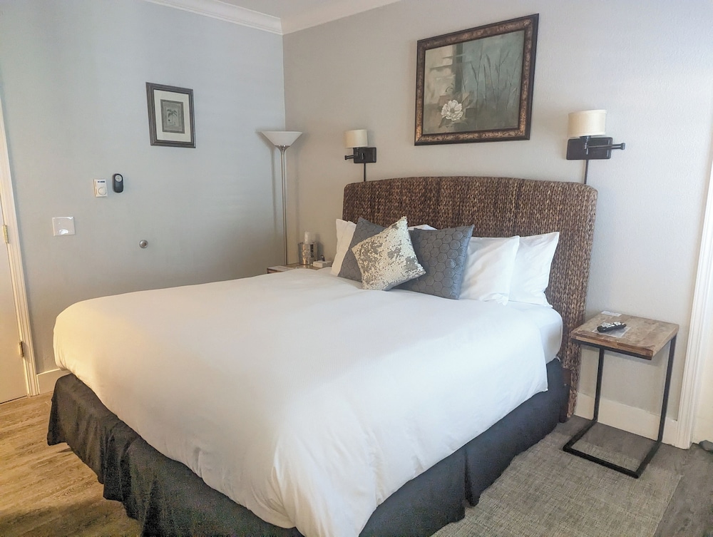 Room (Antigua) photo 2