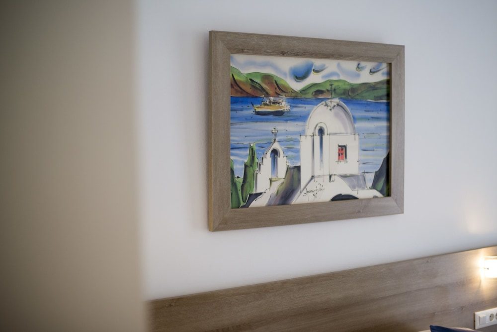 Superior Double or Twin Room - Photo 15