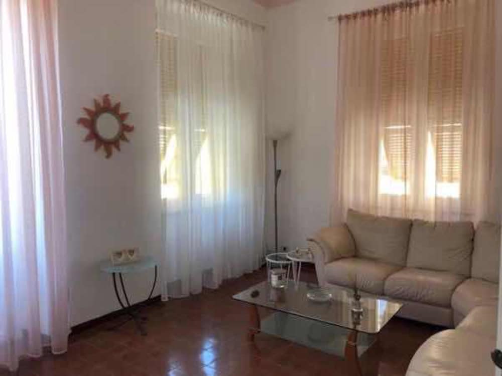 Apartment, 3 Bedrooms, Balcony, Partial Sea View