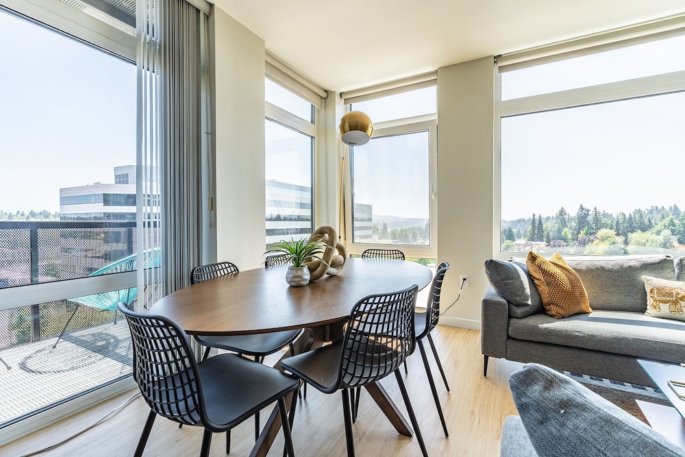 Deluxe Apartment, City View photo 3