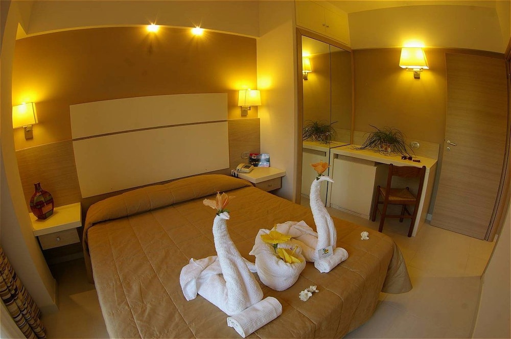 Luxury Room, 1 Queen Bed