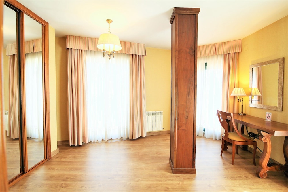 Superior Room - Photo 4