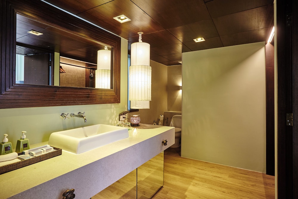 2-Bedroom Pool Villa - Photo 7