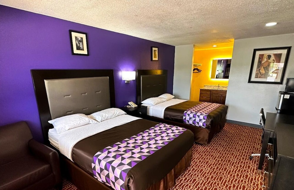 Basic Double Room photo 1
