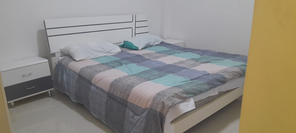 Basic Apartment