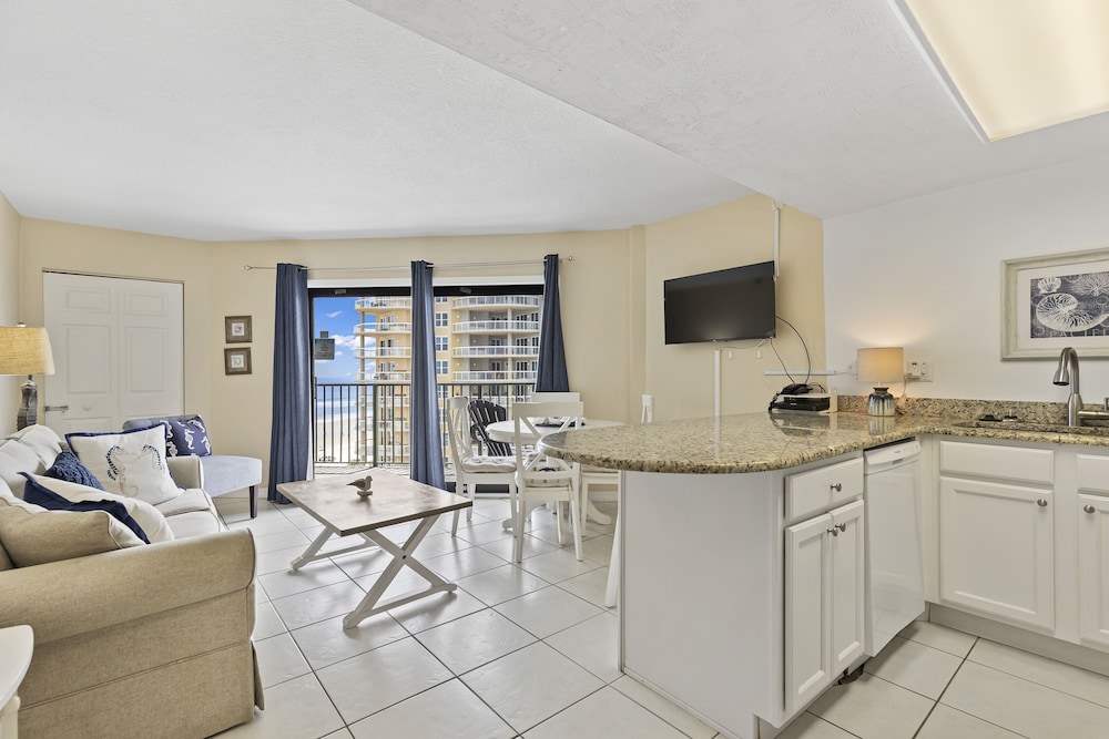 Seahorse Suite 907