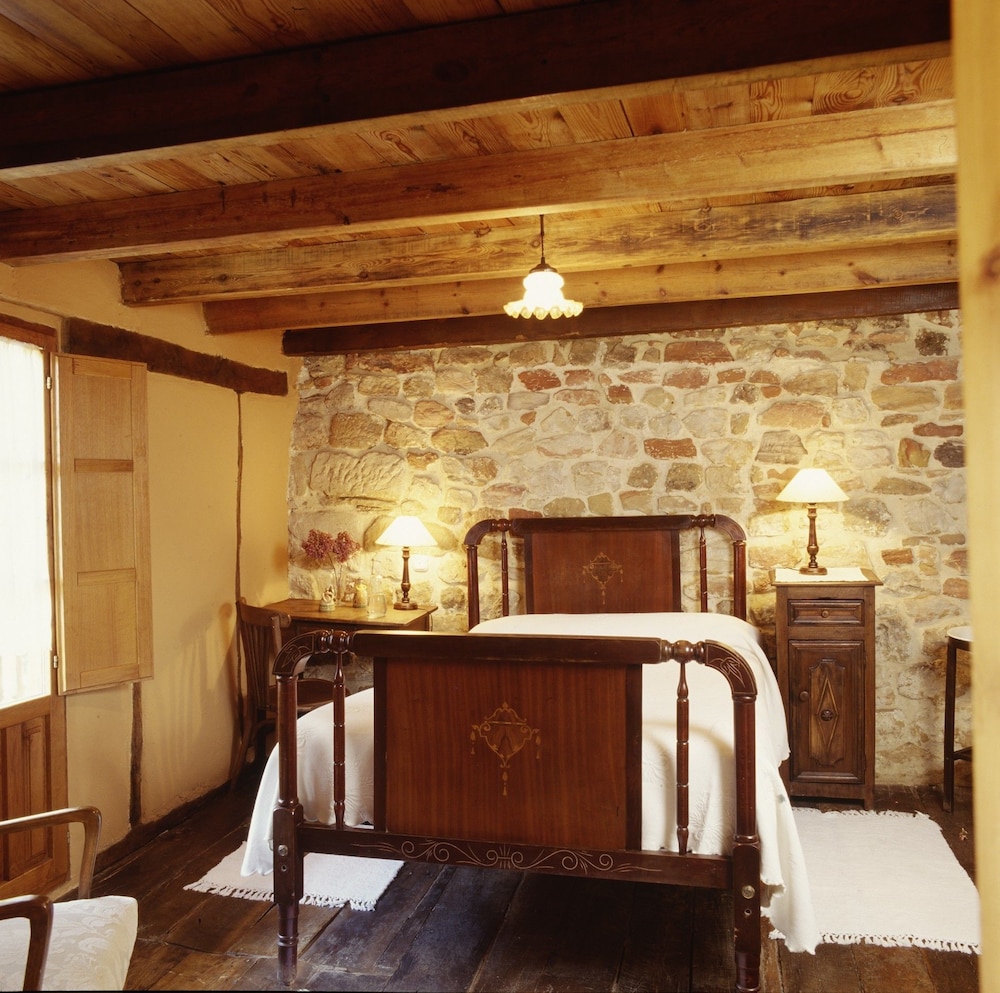 Standard Double or Twin Room photo 2