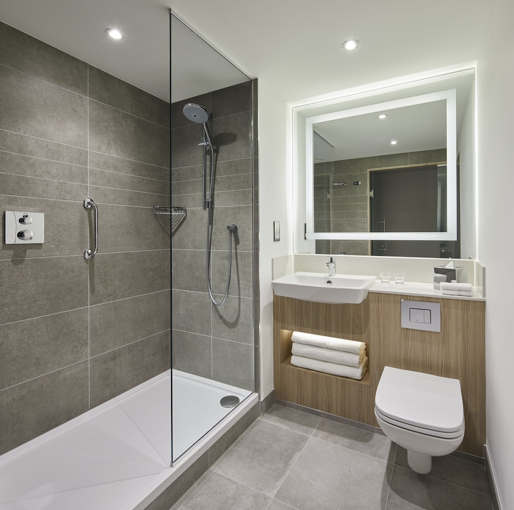 Standard Room, 2 Twin Beds - Photo 16