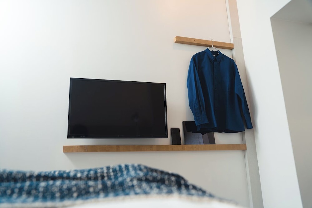 Economy Single Room - Photo 5