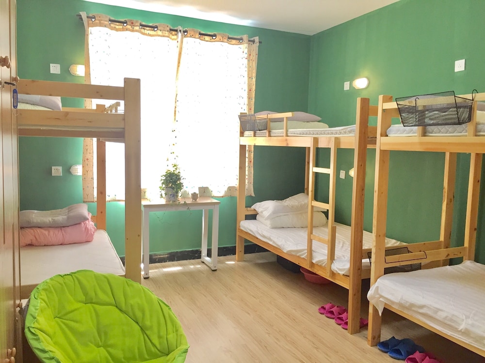 Shared Dormitory, Women only, Shared Bathroom photo 1