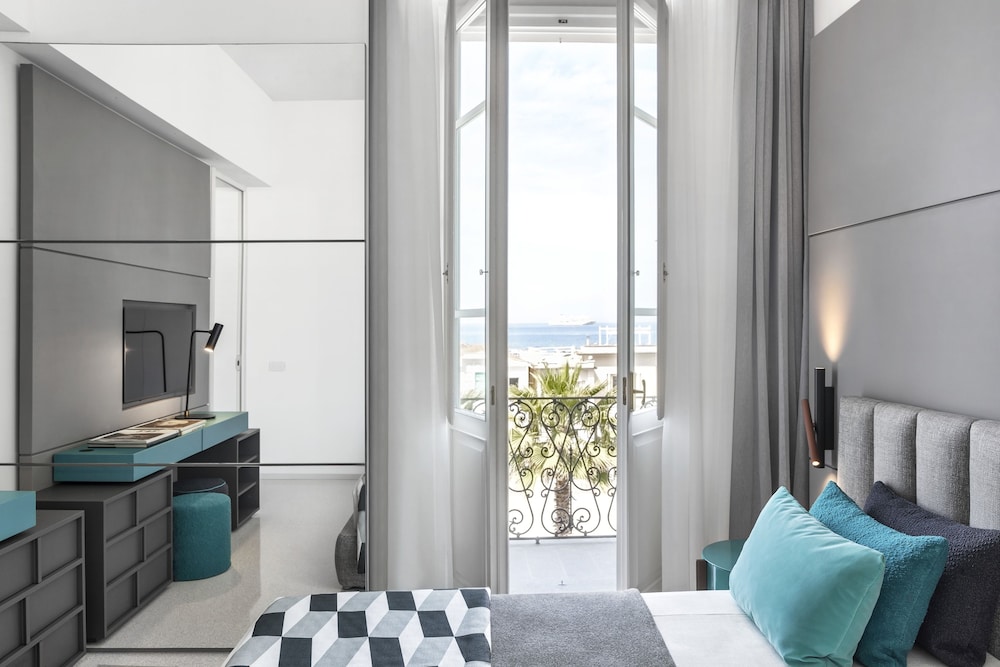Superior Suite, Sea View - Photo 5
