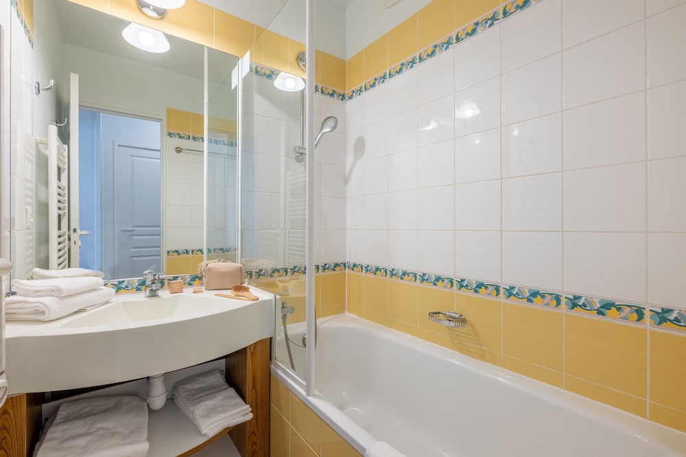 Appartement 4 personnes, 1 chambre, Vue Montagne dégagée photo 2