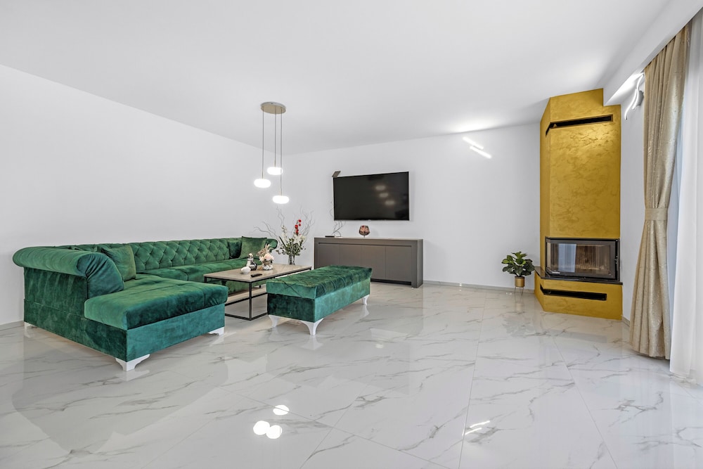Standard Villa, 3 Bedrooms (Pool House Fancy) photo 2