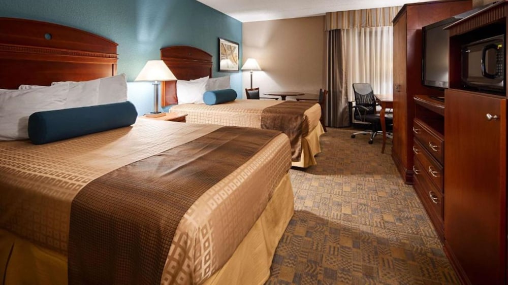 Room, 2 Double Beds, Non Smoking - Photo 2