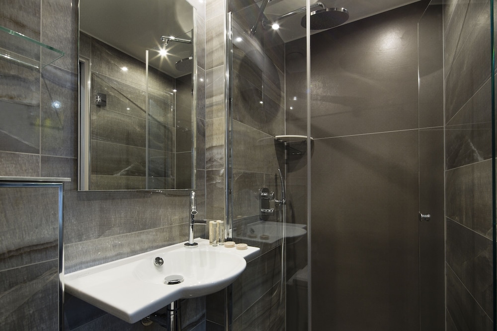 Hotel Duette Paris bathroom photo