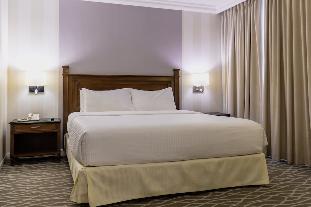 Executive Room, 1 King Bed photo 1