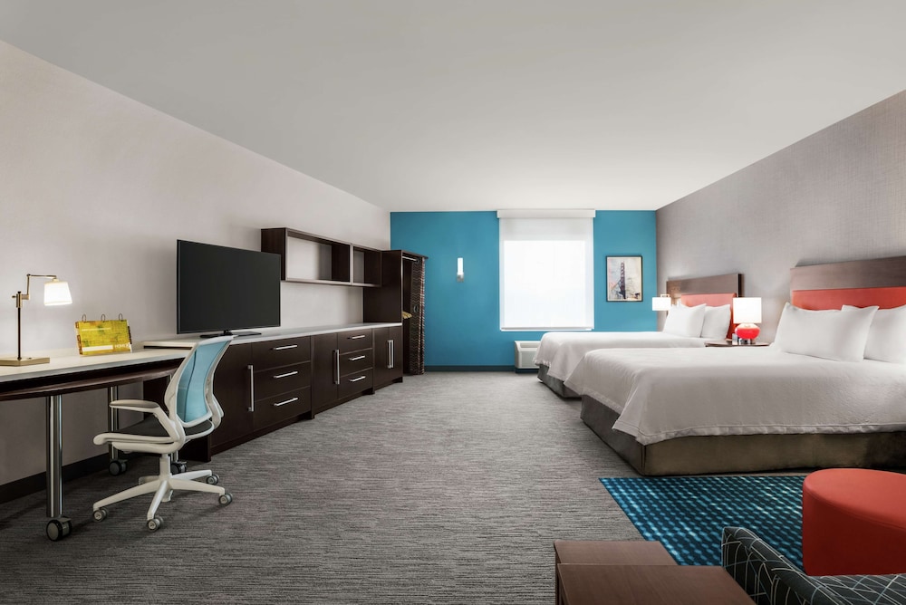 Studio, 2 Queen Beds with Sofa bed, Accessible (Hearing) - Photo 1