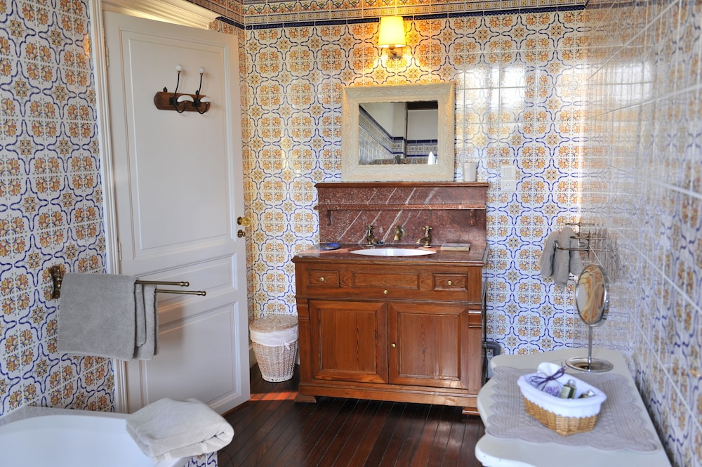 Double Room, Ensuite, Garden View (FIGUIER) photo 2