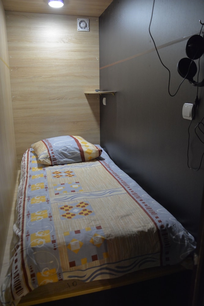 Deluxe Single Room photo 3