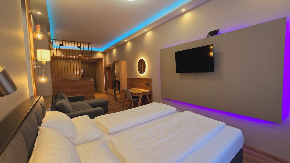 Family Studio Suite