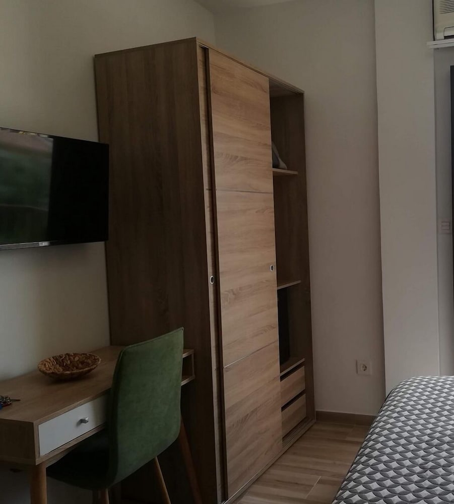 Double or Twin Room, Mountain View photo 3