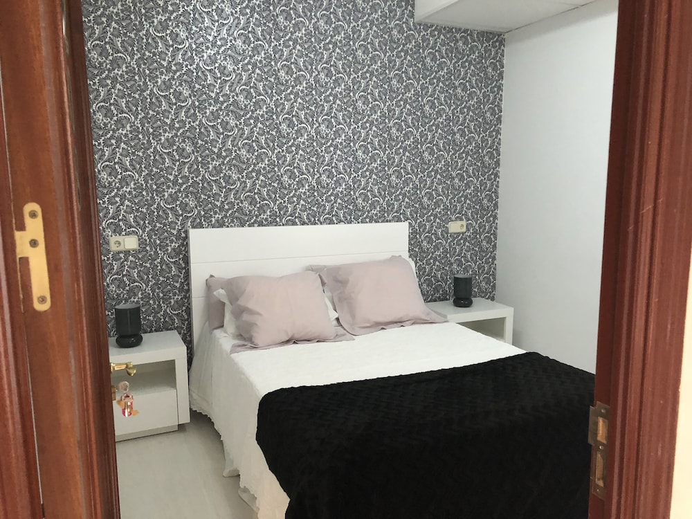 Deluxe Double Room, 1 Double Bed photo 2