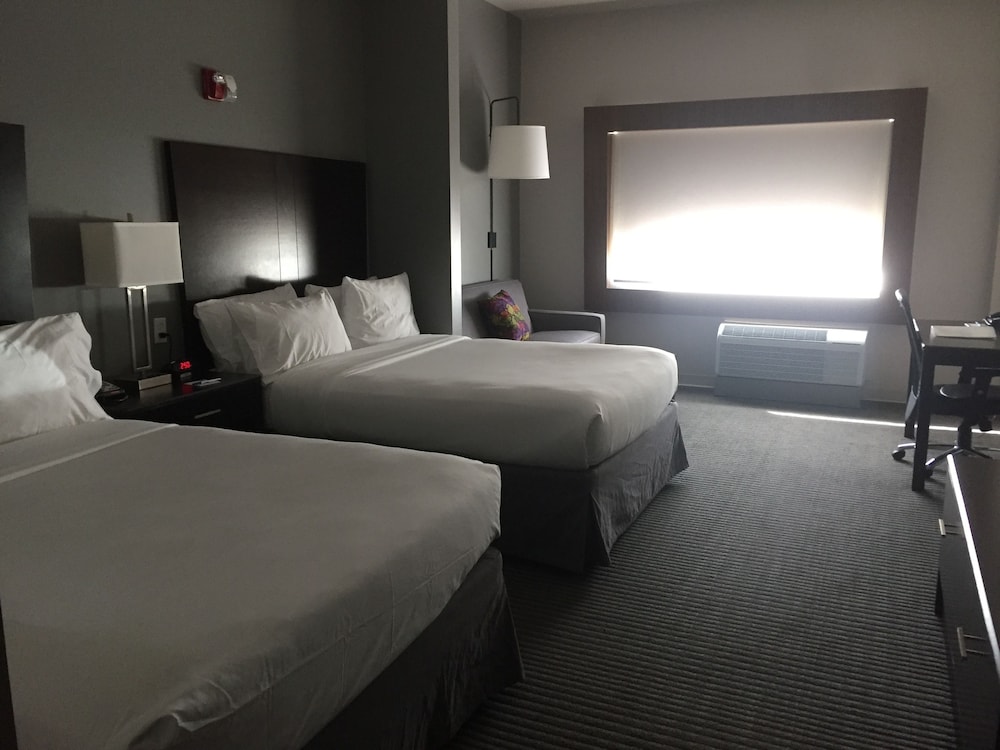 Standard Room, 2 Queen Beds, Accessible (Communication) photo 3