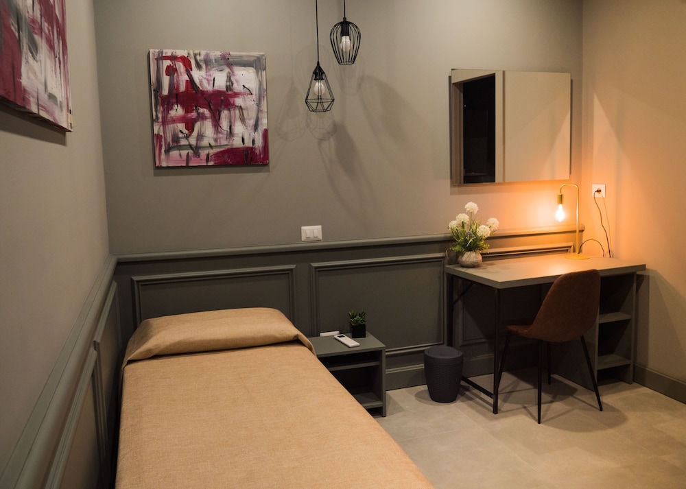 Basic Single Room