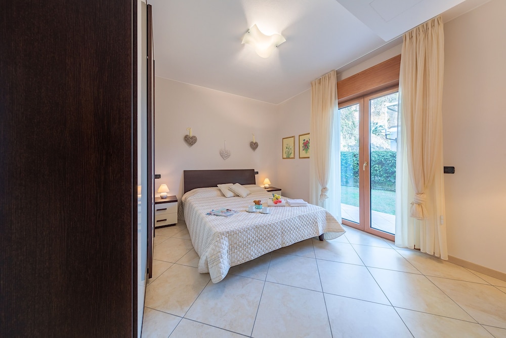 Basic Apartment