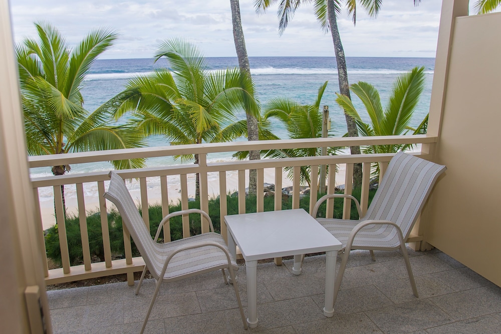 Lagoon View Room - Photo 5