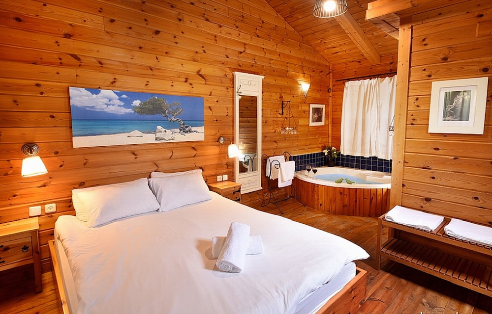 Basic Cabin, Non Smoking photo 2
