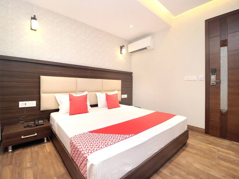 Deluxe Double Or Twin Room, 1 King Bed photo 3