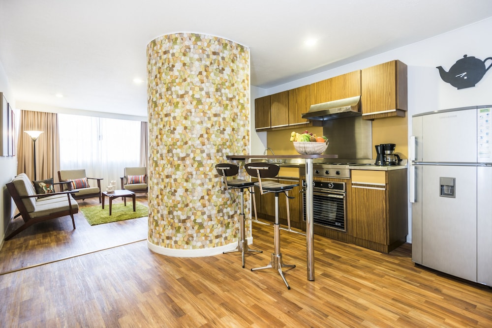 Family Suite, 2 Bedrooms, Kitchenette - Photo 7