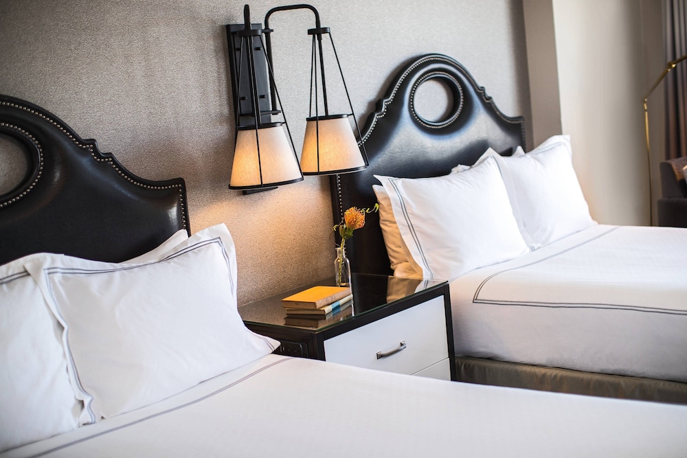 Deluxe Room, 2 Double Beds - Photo 2