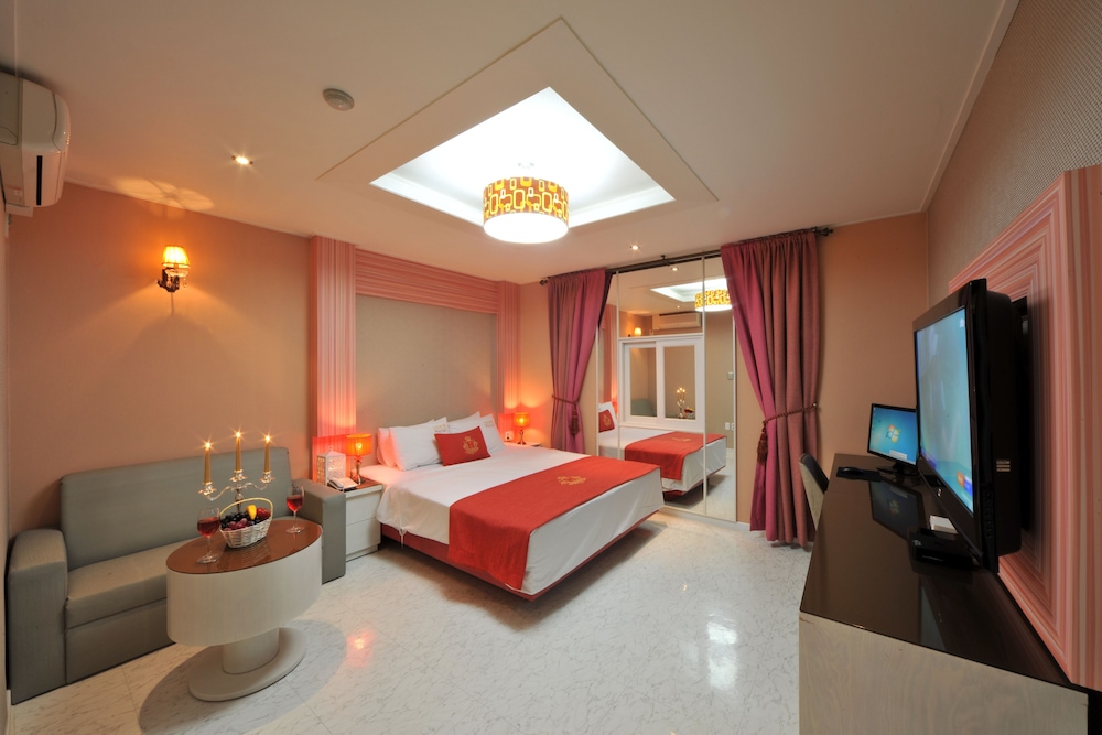 Standard Room, 1 Bedroom photo 2