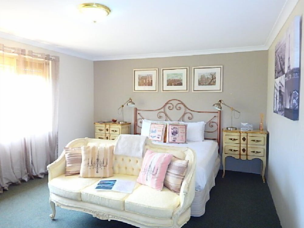 Superior Double Or Twin Room, 1 Bedroom, Non Smoking (Romance King Suite) photo 2