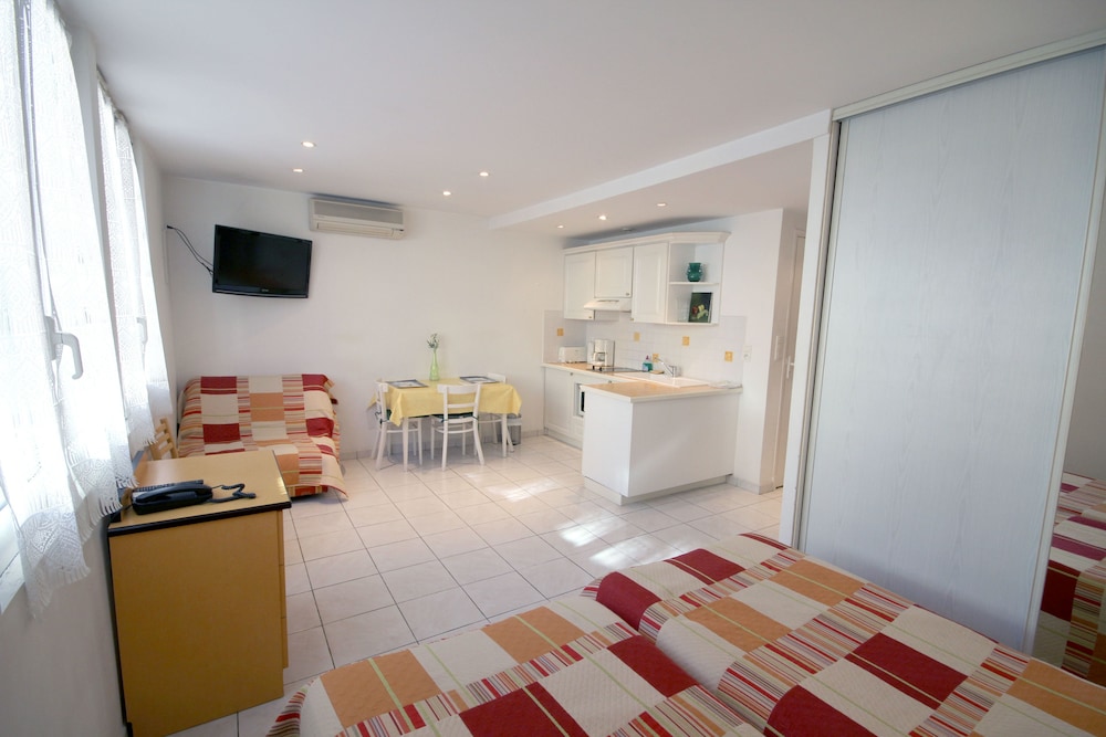 Standard Apartment (3) - Photo 3