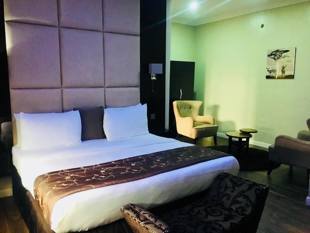 Presidential Suite photo 2