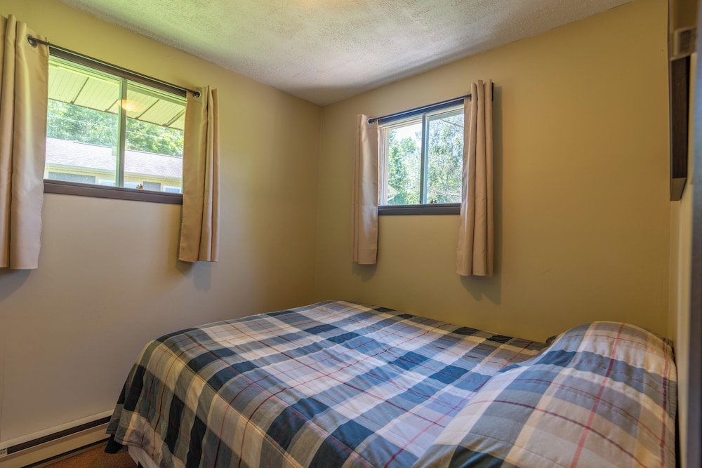 Traditional Cottage, 3 Bedrooms photo 2