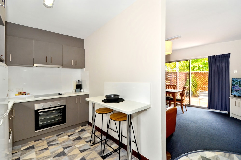 One-Bedroom Apartment - Photo 9
