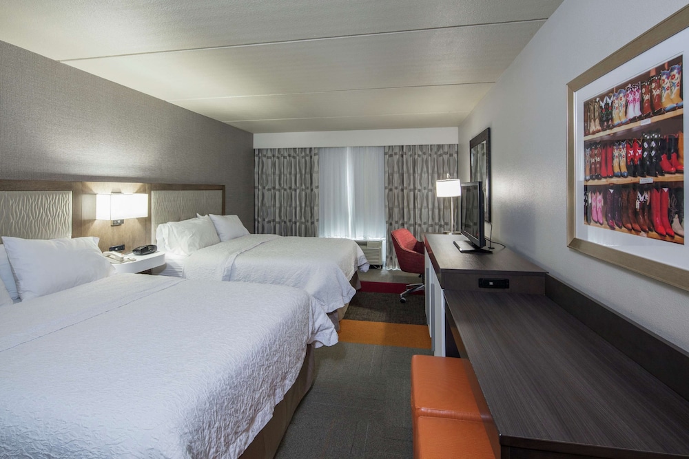 Queen Room with Two Queen Beds - Mobility Access/Non-Smoking