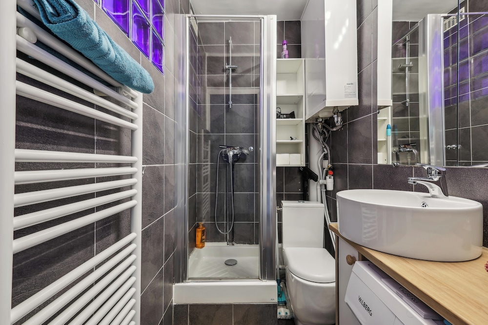 Deluxe Apartment, City View photo 3