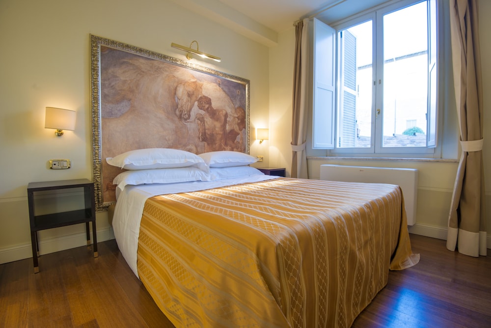 Standard Double Room photo 2