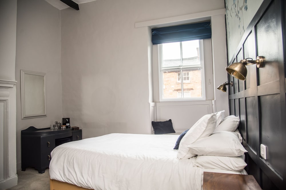 Double Room, Ensuite - Photo 5