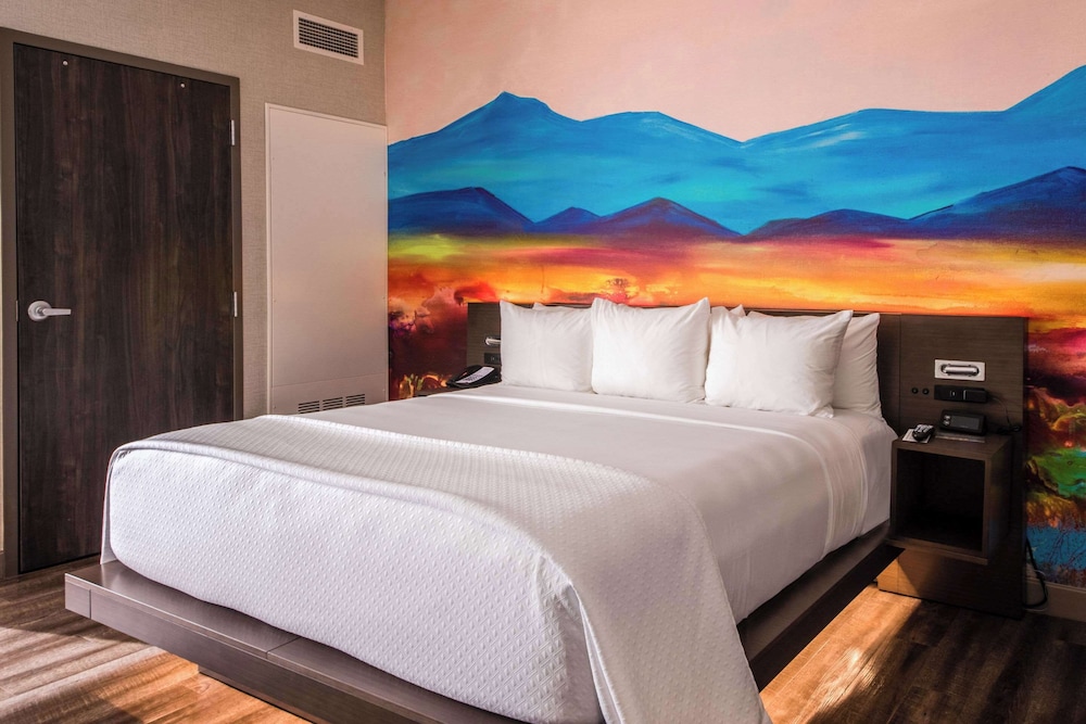 Cambria Hotel McAllen Convention Center, Photo 3