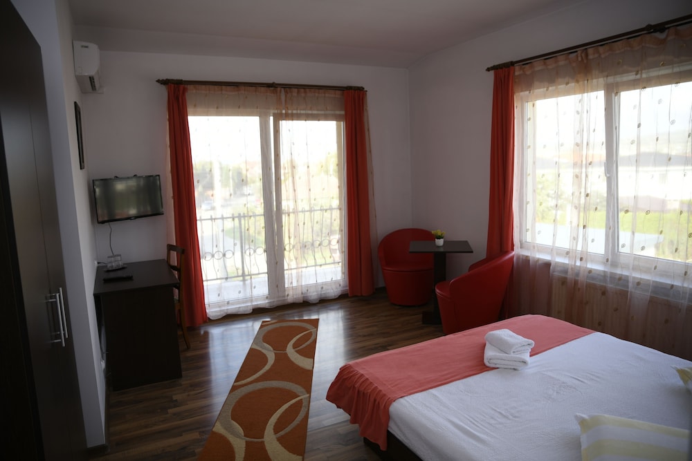 Superior Double or Twin Room photo 3
