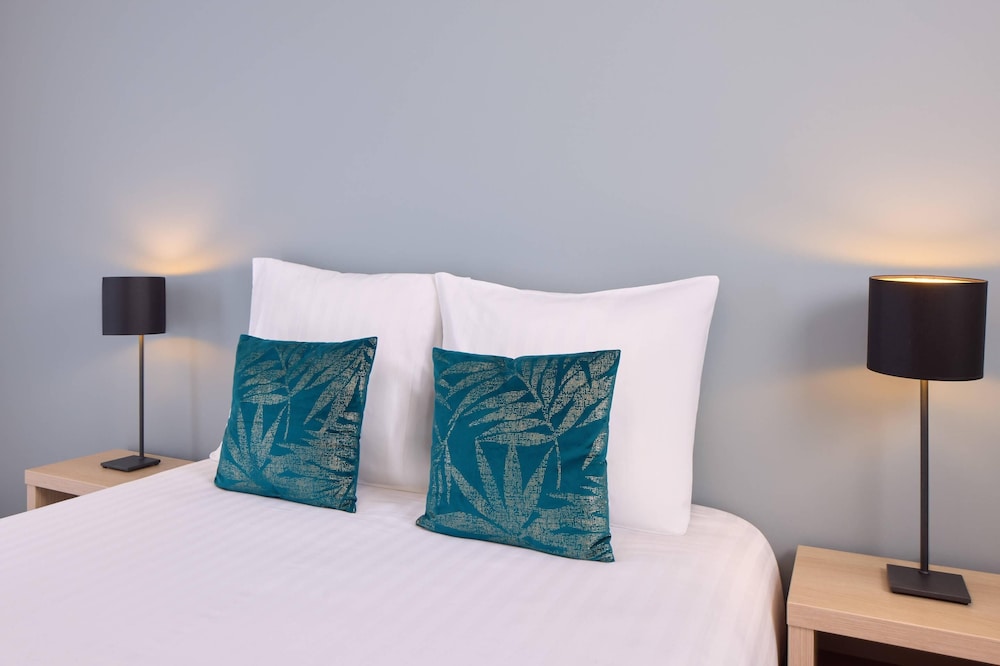 Room, 1 Queen Bed, Non Smoking (Upgrade)