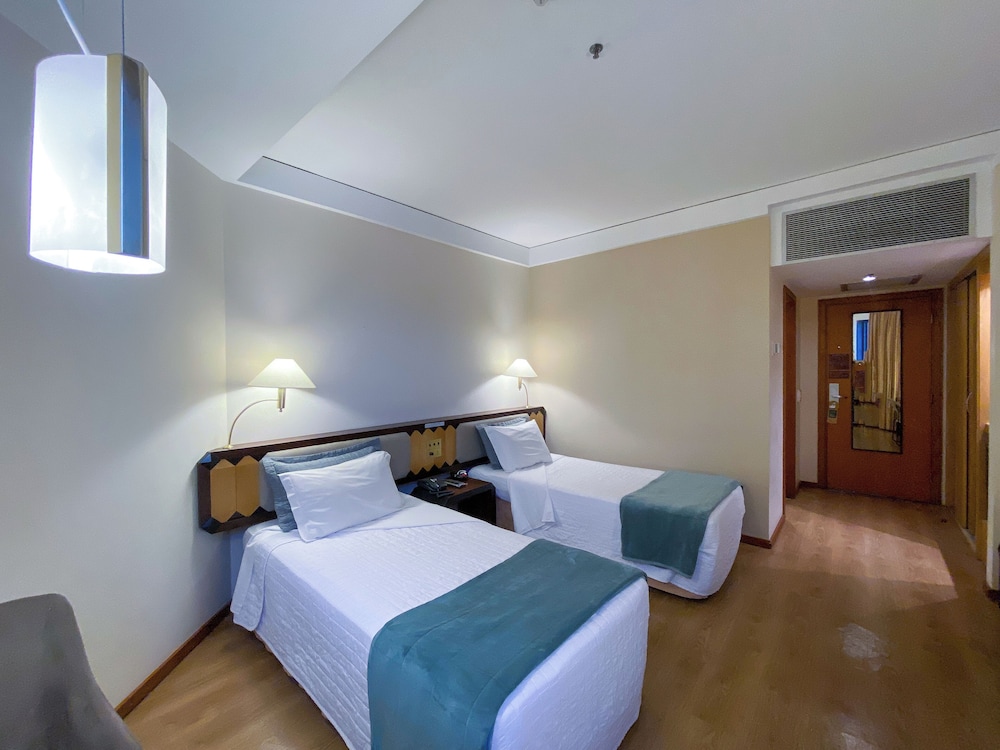Family Twin Room